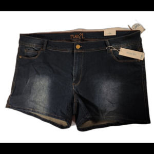 RUE 21 PLUS SIZE Dark wash Demin Jean Shorts  Size 22. Brand new with tags.